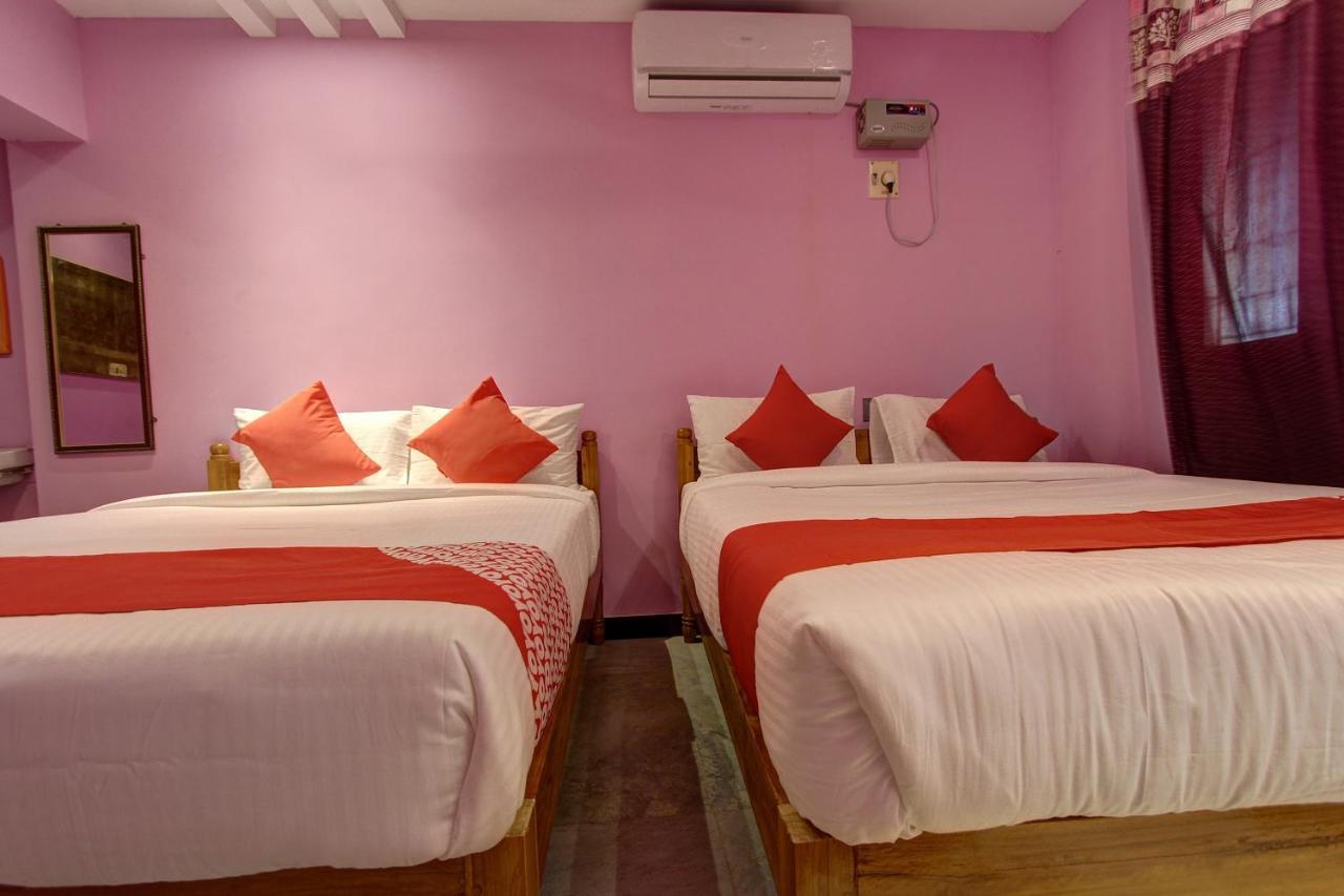 Oyo 38664 Rt Residency Hotel Golden Rock Bagian luar foto